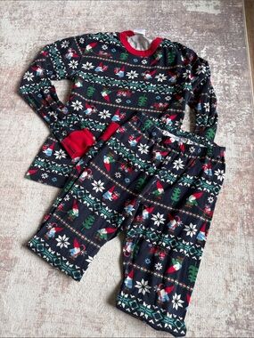 Hanna Andersson Navy, Red and Green Gnome Holiday Pajama Set